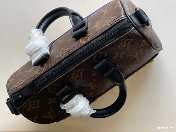 WIS XS KEEPALL LOUIS VUITTON 0607